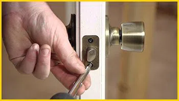 Metro Locksmith Services Palm Beach Gardens, FL 561-223-4929 Metro Locksmith Services Palm Beach Gardens, FL 561-223-4929 - 14-install-new-lock
